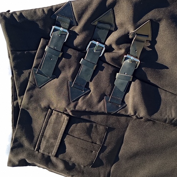 Black Leather Buckle Arrow Skirt - Picture 2 of 3